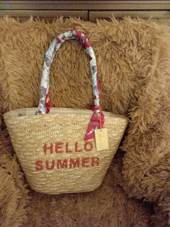 Vintage Havana Handbags - Vintage Havana Straw Tote w/ 'HELLO SUMMER' Script/ Floral-Wrapped Handles NWT